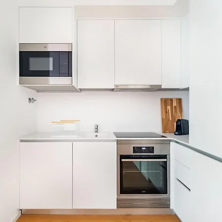 20 Modern Flat リスボン